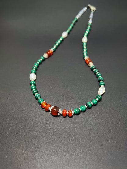 Malachite | Pearls | Agate