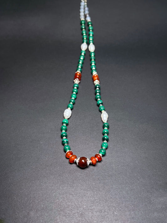 Malachite | Pearls | Agate